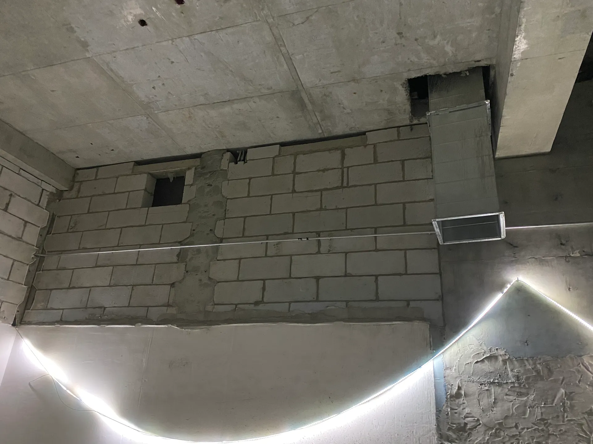 10kV P082/P054  一二路老旧线路改造工程图片 3