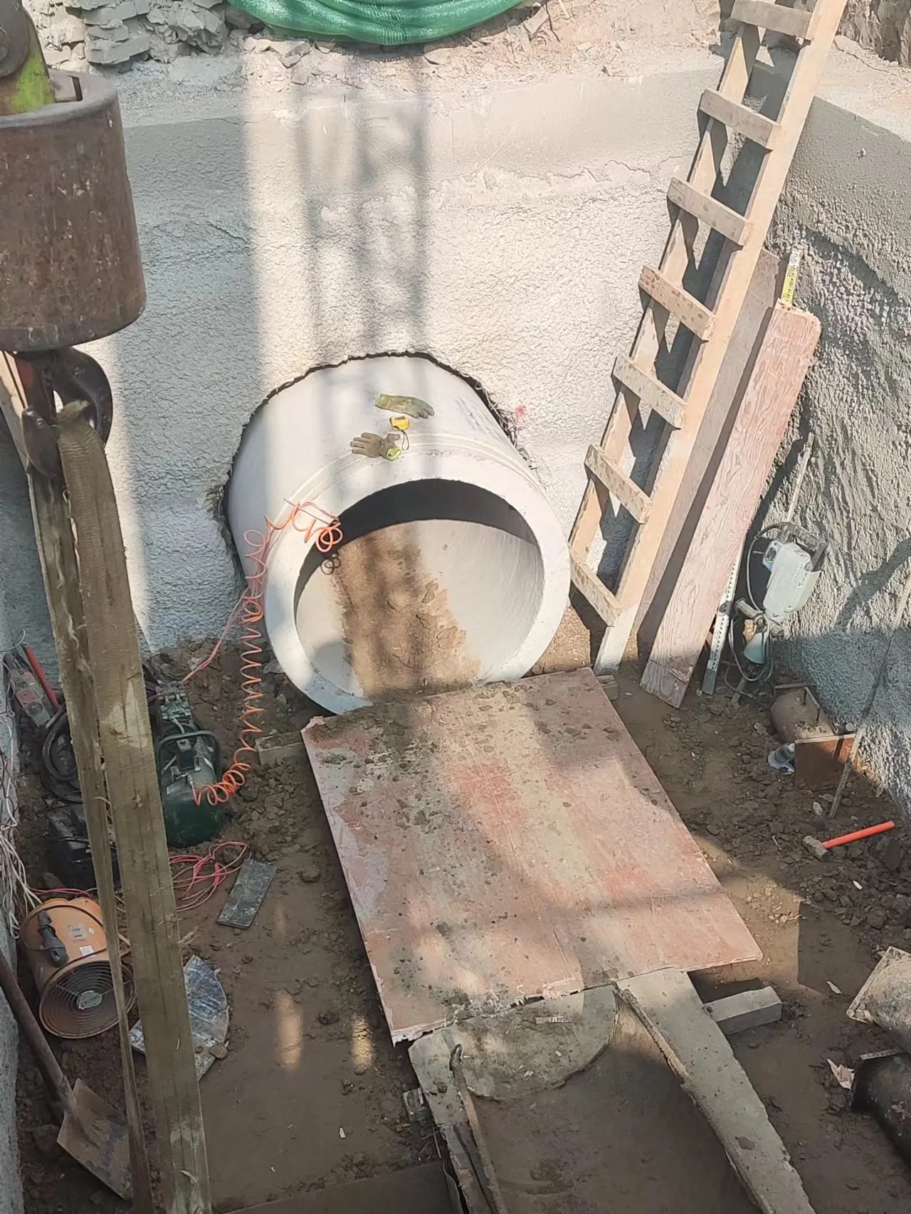 10kV P082/P054  一二路老旧线路改造工程图片 7