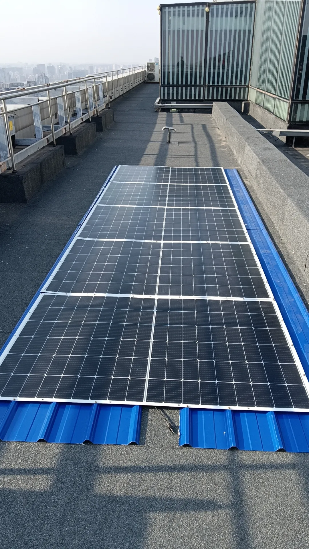 北京中海广场23.4kWp屋顶分布式光伏发电项目图片 9