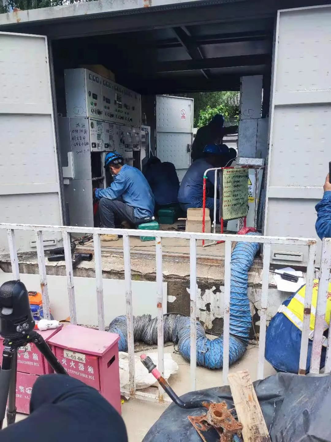 北京地铁3号线03标段朝石联络区间临电工程图片 11