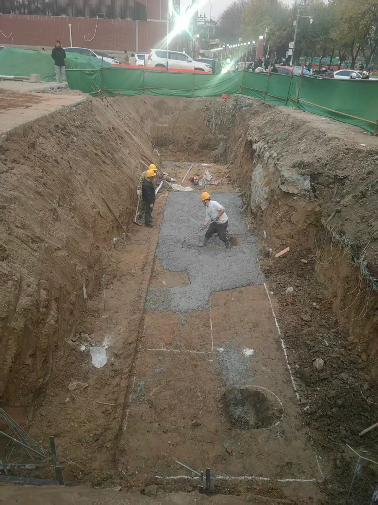 海淀区清河镇路（清河中街-小营西路）道路工程-电力管线改移工程图片 5
