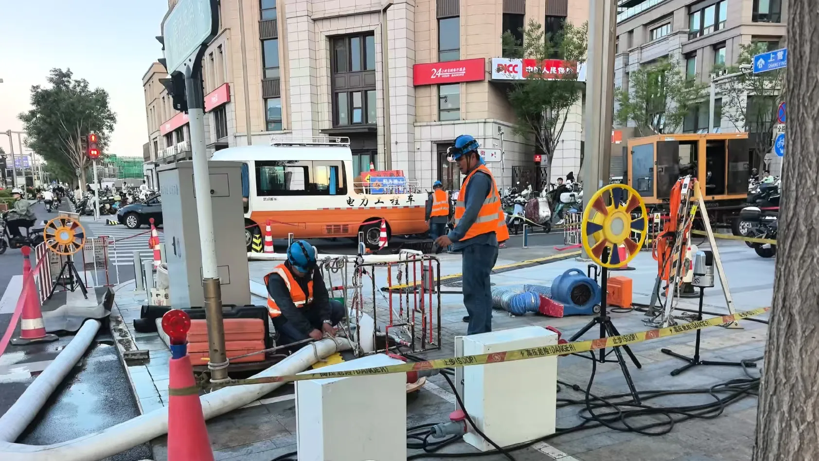 通州运河商务区核心区P+R新型智慧停车场基础设施建设项目(北运河西站)工程封面图