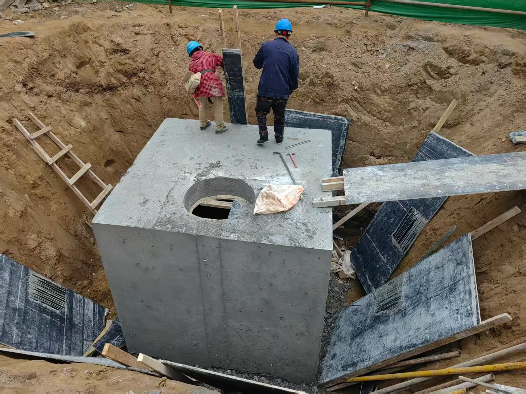 海淀区清河镇路（清河中街-小营西路）道路工程-电力管线改移工程图片 11