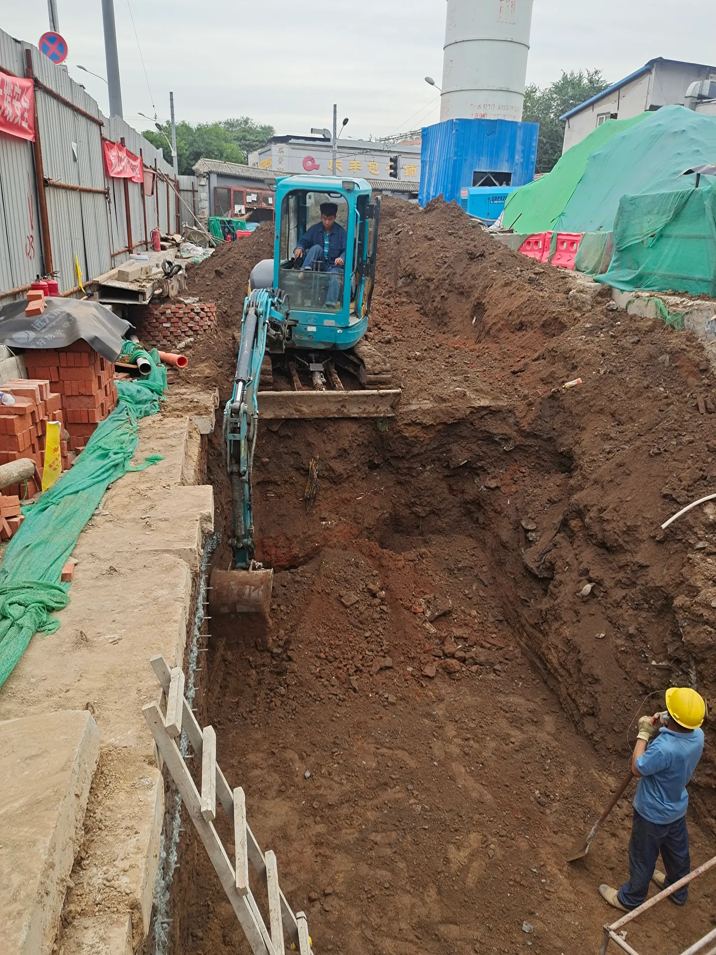 北京市轨道交通建设管理有限公司地铁19号线金平区间站10kV电缆切改工程图片 11