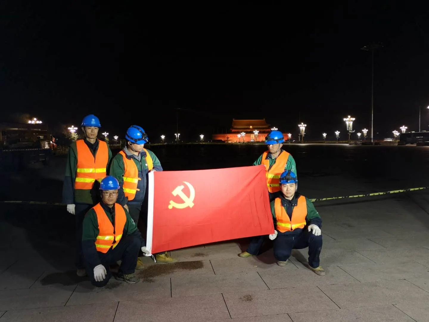 2020年烈士纪念日向人民英雄敬献花篮仪式电力保障服务图片 8