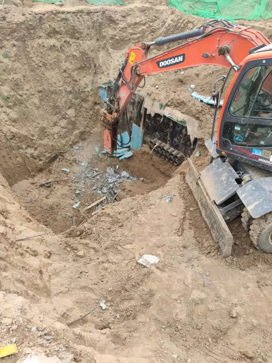 北京大兴国际机场噪声区安置房及配套工程（礼贤组团）配网供电工程（D140地块）图片 1