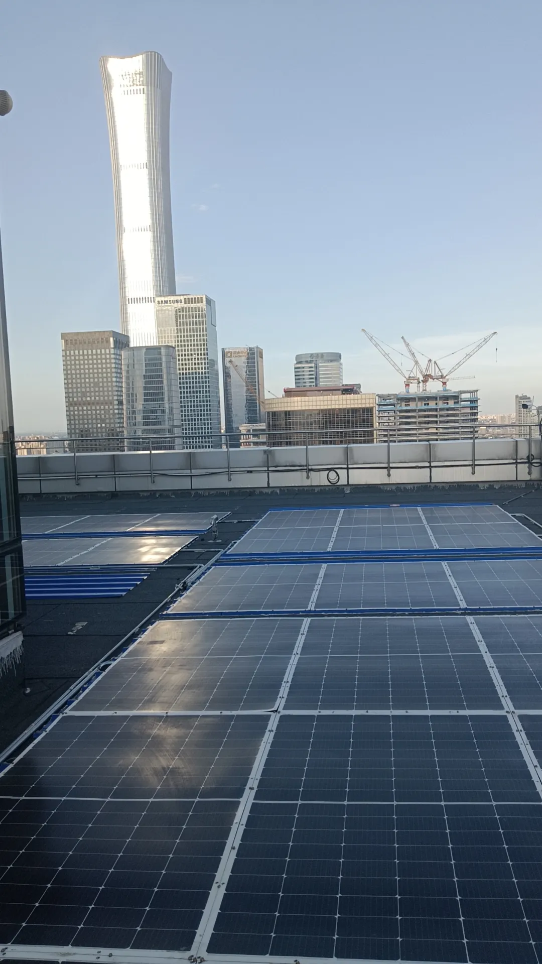 北京中海广场23.4kWp屋顶分布式光伏发电项目图片 10