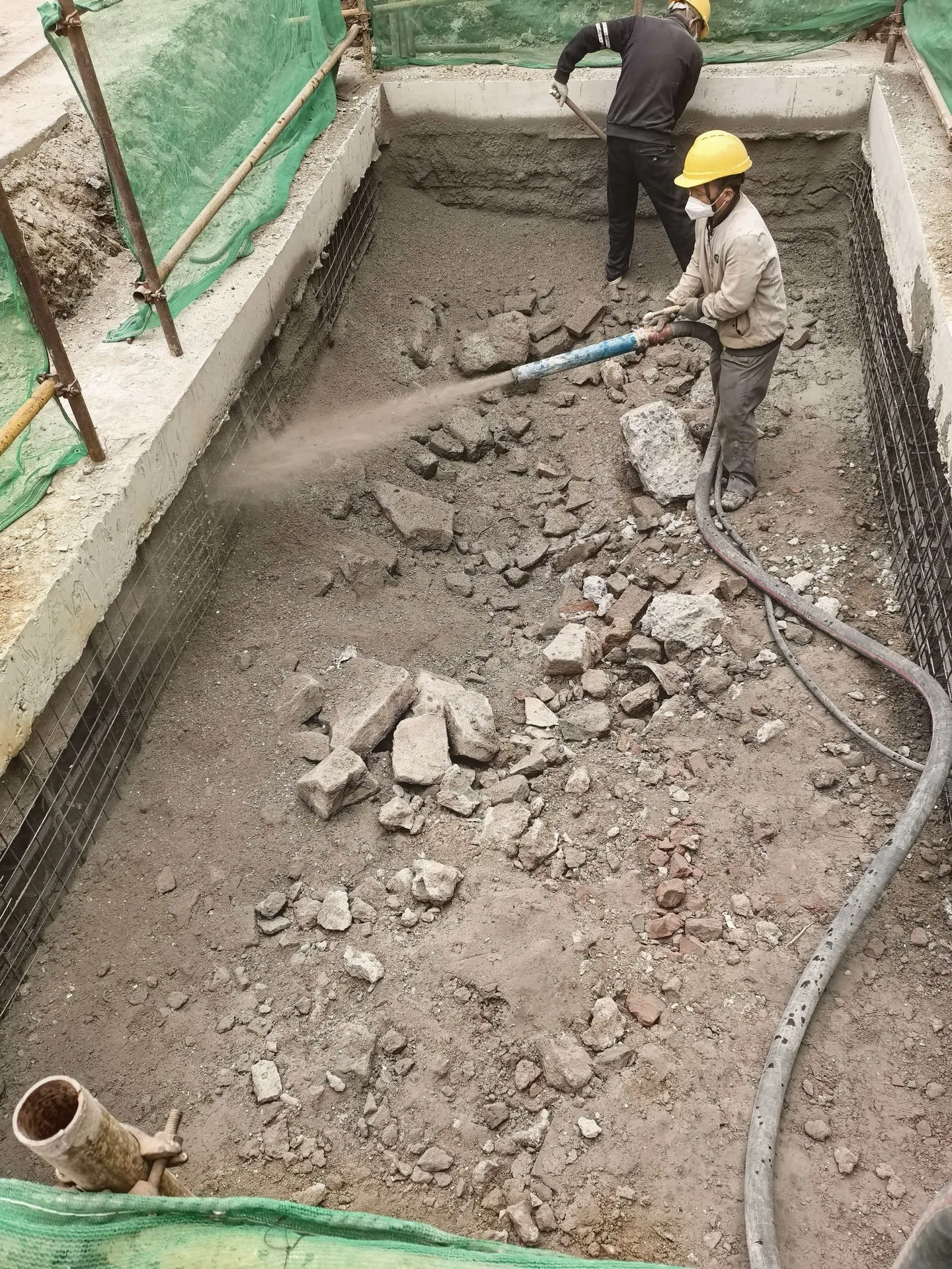 黄寺办公区电力增容工程图片 1