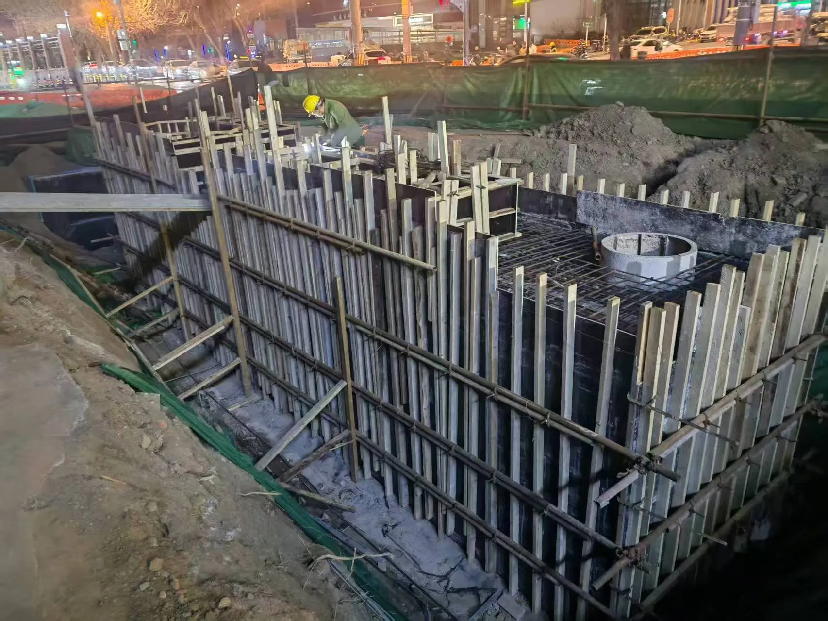 海淀区清河镇路（清河中街-小营西路）道路工程-电力管线改移工程图片 20